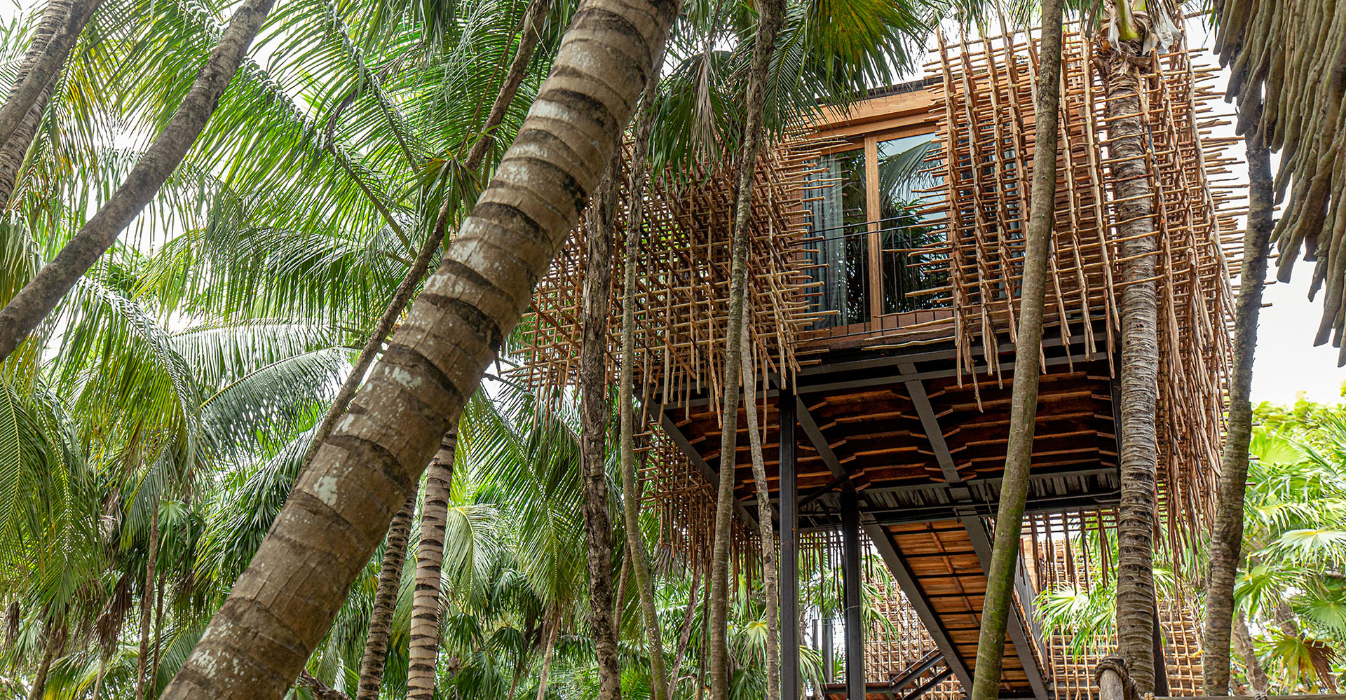 eco tree house at nomade Hotels